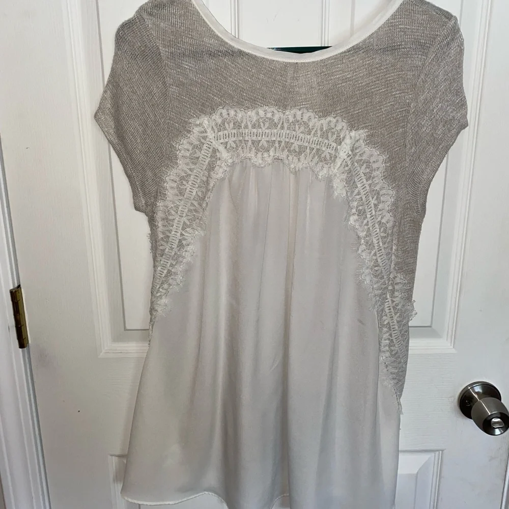 Blouse - Picture 2 of 4